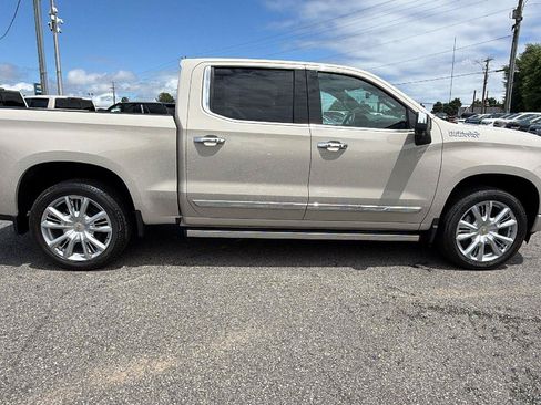 New 2026 Chevrolet Silverado 1500 High Country AWD/4WD image 4