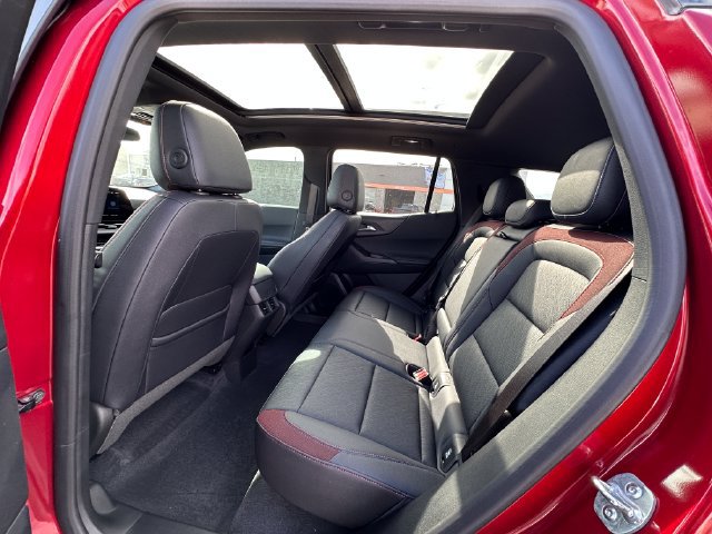 Used 2025 Chevrolet Equinox RS FWD image 15