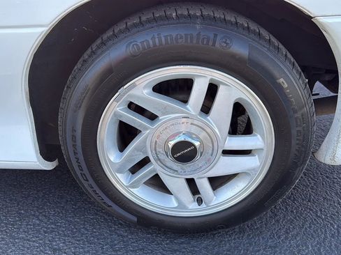 Used 1995 Chevrolet Camaro LT image 29