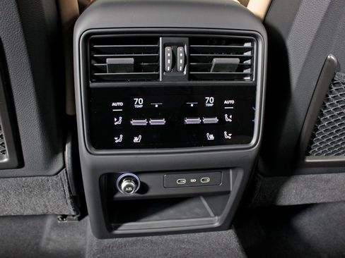 New 2026 Porsche Cayenne E-Hybrid image 38