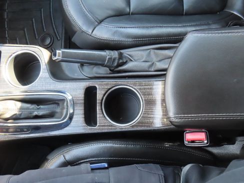 Used 2016 Chevrolet Malibu LTZ image 45