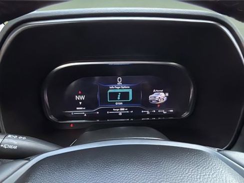 Used 2024 Chevrolet Tahoe LT AWD/4WD image 15