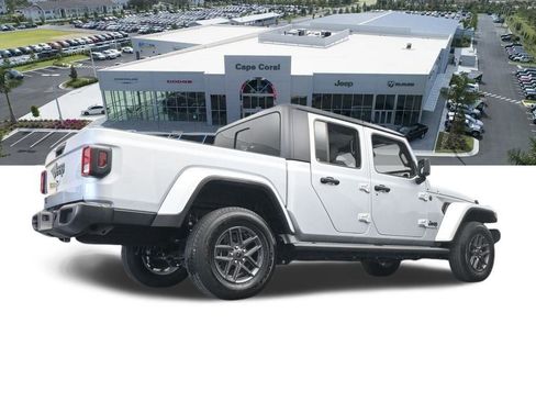 Certified 2024 Jeep Gladiator Sport image 53