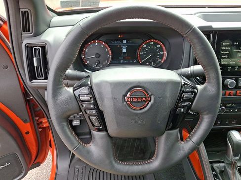 Certified 2025 Nissan Frontier PRO-4X w/ Pro Premium Package AWD/4WD image 19