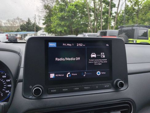 Used 2023 Hyundai Kona SEL AWD/4WD image 18