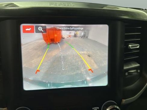 Used 2022 RAM 1500 Big Horn AWD/4WD image 16