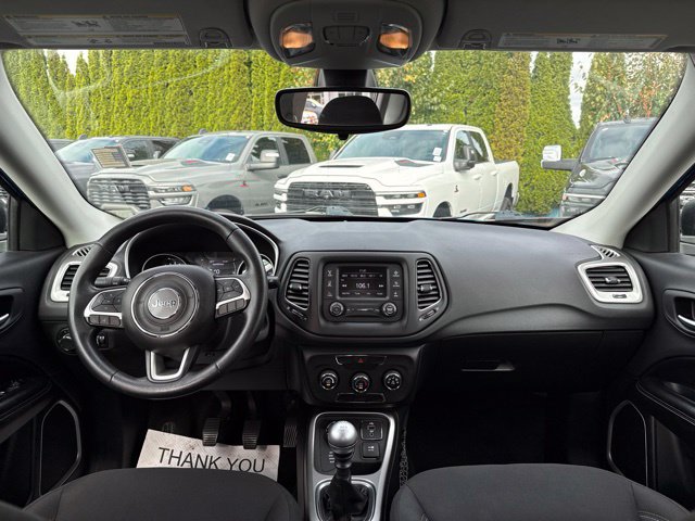 Used 2018 Jeep Compass Sport AWD/4WD image 17