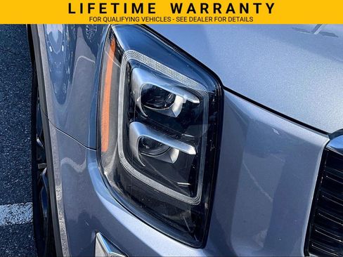 Used 2022 Kia Telluride SX w/ Towing Package FWD image 33