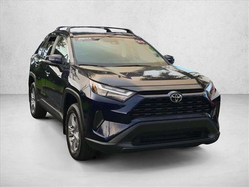 Used 2025 Toyota RAV4 XLE w/ Convenience Package AWD/4WD image 3