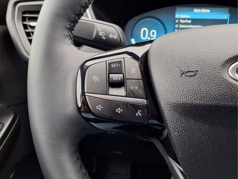 Used 2024 Ford Escape Platinum AWD/4WD image 30