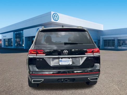 Used 2023 Volkswagen Atlas SE w/ Panoramic Sunroof Package AWD/4WD image 6