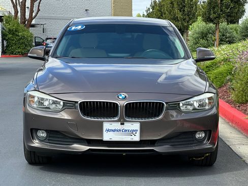 Used 2014 BMW 320i Sedan image 10