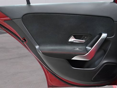 Used 2022 Mercedes-Benz A 220 4MATIC image 14