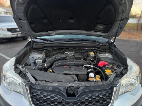 Used 2014 Subaru Forester 2.5i Premium w/ All-Weather Package image 10