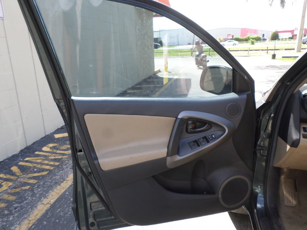 Used 2012 Toyota RAV4 Limited w/ Premium Plus Value Pkg FWD image 13
