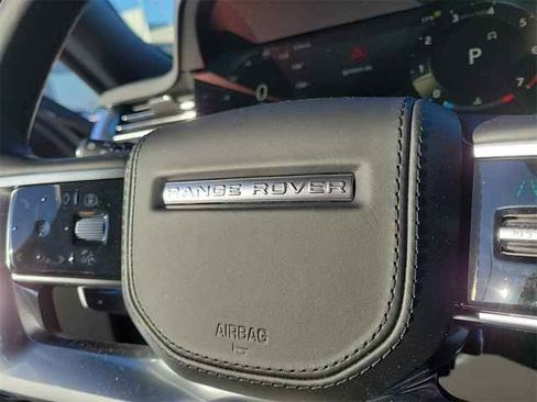 New 2025 Land Rover Range Rover SE image 36