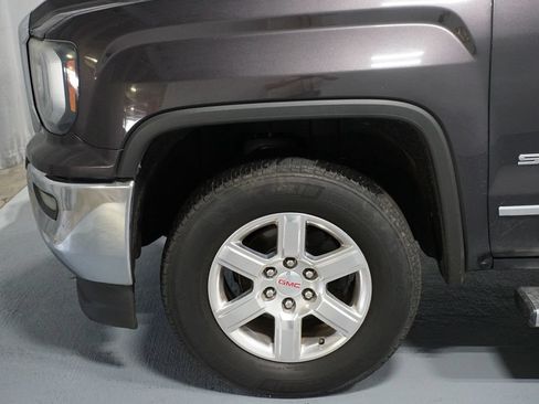 Used 2016 GMC Sierra 1500 SLT w/ Suspension Package, Off-Road AWD/4WD image 5