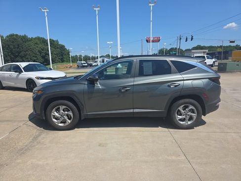 Used 2022 Hyundai Tucson SEL AWD/4WD image 2
