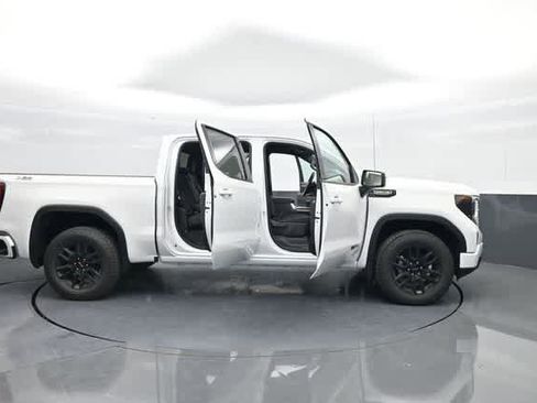 New 2025 GMC Sierra 1500 Elevation image 90