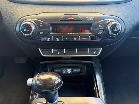 Used 2016 Kia Sorento EX FWD image 20