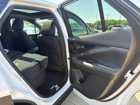 New 2026 Chevrolet Blazer EV LT AWD/4WD image 34