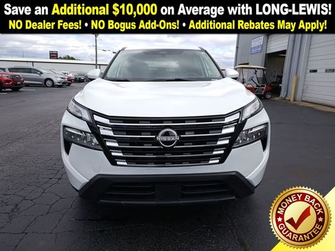 Used 2024 Nissan Rogue SV image 11