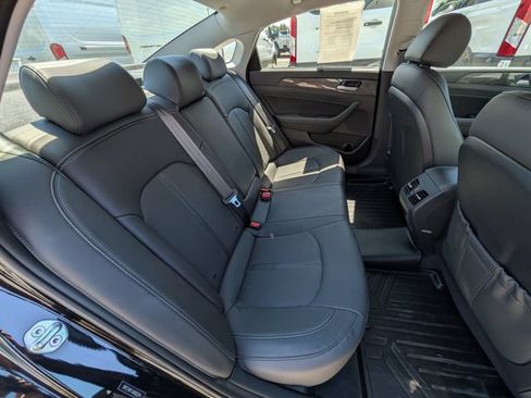 Used 2018 Hyundai Sonata Limited w/ Limited Ultimate Package 03 FWD image 20