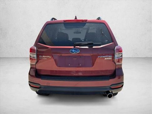 Used 2016 Subaru Forester 2.5i Premium w/ Popular Package #1 AWD/4WD image 6