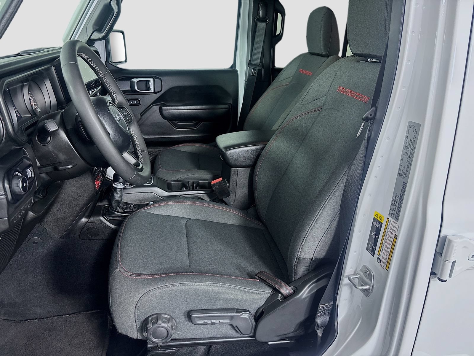 Used 2025 Jeep Wrangler Unlimited Rubicon AWD/4WD image 19