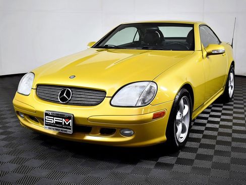 Used 2001 Mercedes-Benz SLK 320 image 3