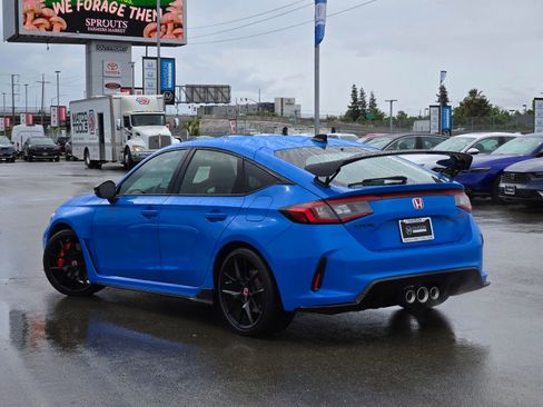 Used 2023 Honda Civic Type R image 5