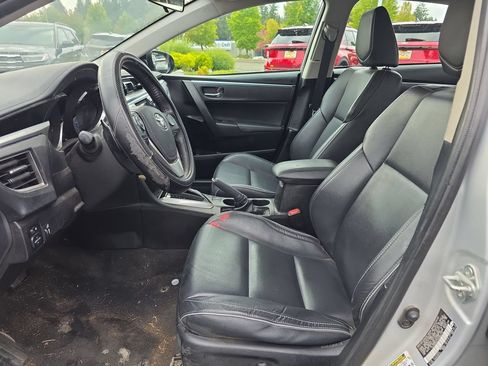 Used 2014 Toyota Corolla S Premium FWD image 4