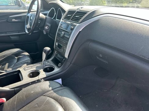 Used 2009 Chevrolet Traverse LT AWD/4WD image 26