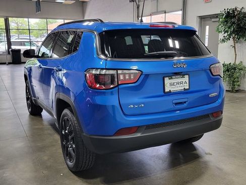 Used 2022 Jeep Compass Latitude AWD/4WD image 7