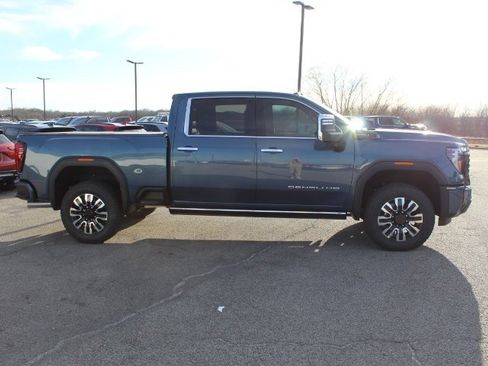 New 2026 GMC Sierra 2500 Denali Ultimate image 6