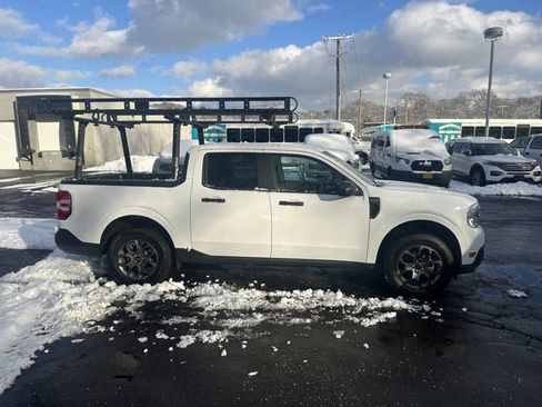 Used 2024 Ford Maverick XLT image 4