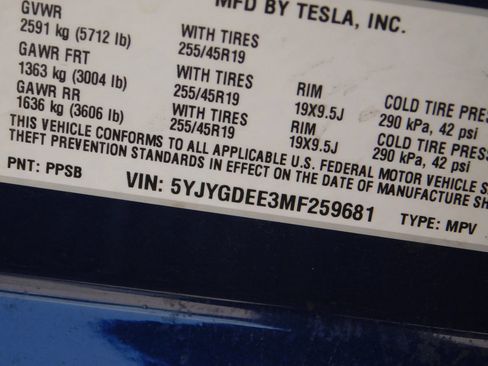 Used 2021 Tesla Model Y Long Range AWD/4WD image 23