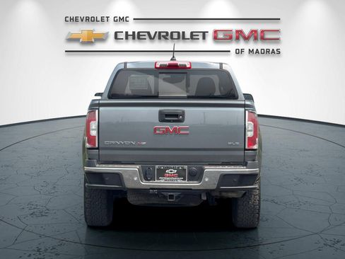Used 2020 GMC Canyon SLE w/ Elevation Edition AWD/4WD image 4