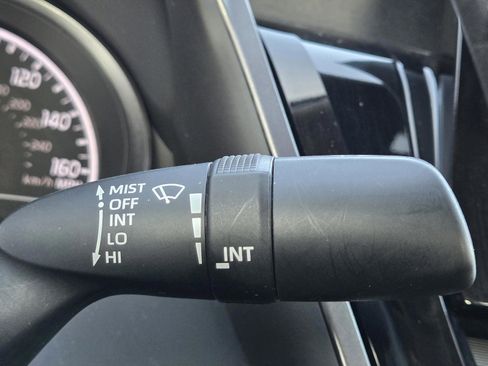 Used 2023 Toyota Camry SE image 18