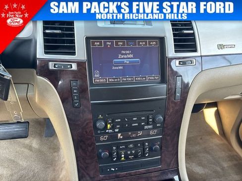 Used 2013 Cadillac Escalade 4WD Hybrid image 25