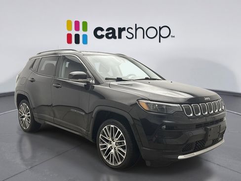 Used 2022 Jeep Compass Limited w/ Elite Group image 5