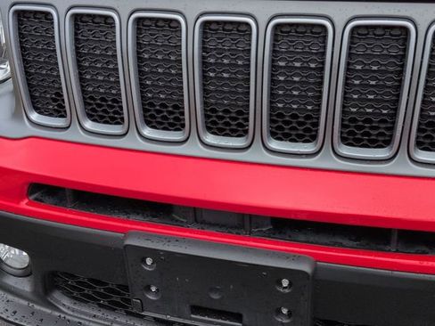 Used 2022 Jeep Renegade Limited w/ Sun, Sound & Wheels Group image 24