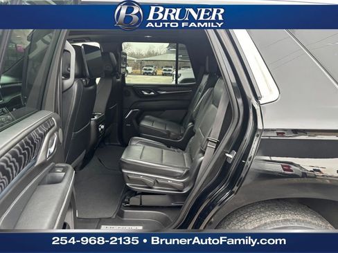 Used 2023 GMC Yukon Denali w/ Denali Reserve Package image 14