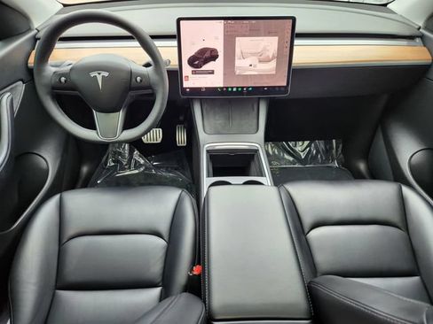 Used 2021 Tesla Model Y Performance AWD/4WD image 19