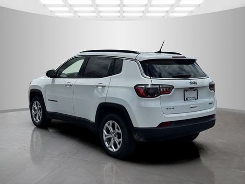 Certified 2024 Jeep Compass Latitude AWD/4WD image 5