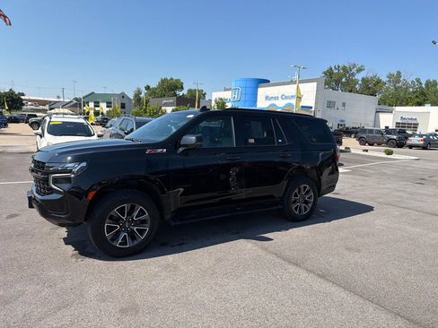 Used 2023 Chevrolet Tahoe Z71 w/ Luxury Package AWD/4WD image 6