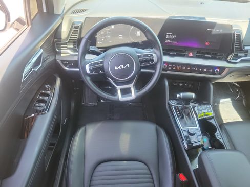 Used 2025 Kia Sportage SX FWD image 7