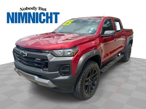 Used 2025 Chevrolet Colorado Trail Boss AWD/4WD image 1