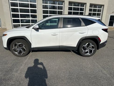Used 2023 Hyundai Tucson SEL w/ Convenience Package image 3