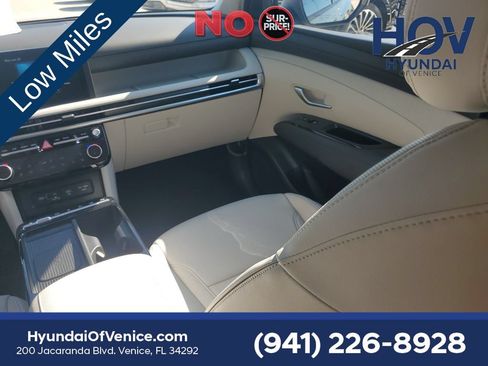 Used 2025 Hyundai Tucson Limited FWD image 20